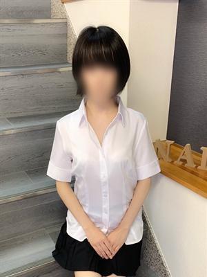 ナディア心斎橋 的在籍女性