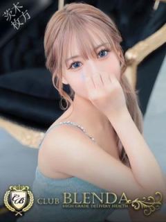 朝比奈　ローラ