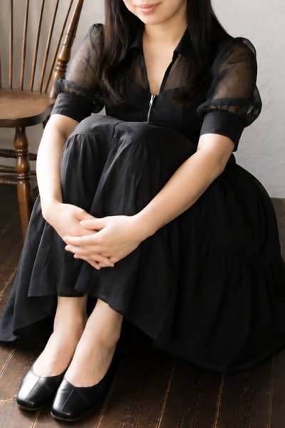 りん 新人女性信息