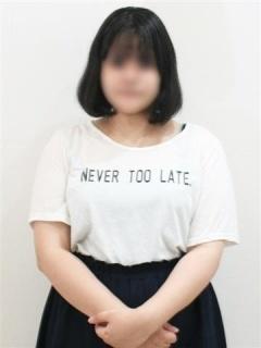 桃田ういは