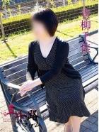 華美人 的在籍女性
