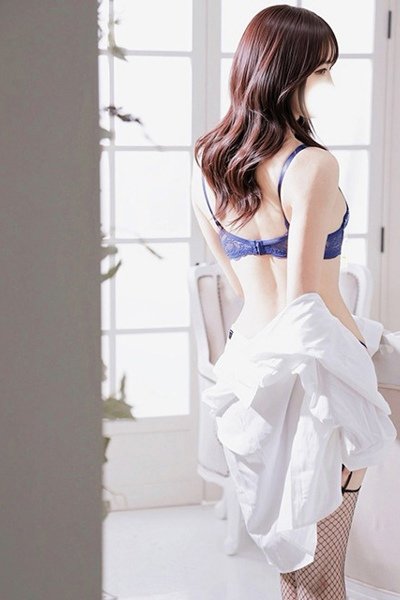 Akari Shiratori