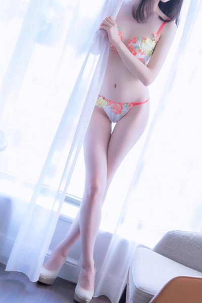 詩乃(しの)