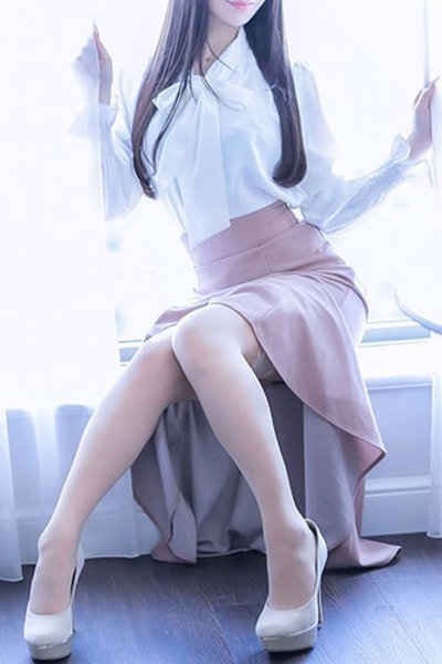 新人・明奈(あきな)
