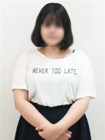 桃田ういは
