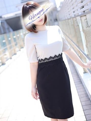 新人・詩乃(シノ)