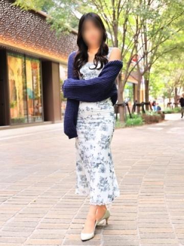 里美 (Satomi)