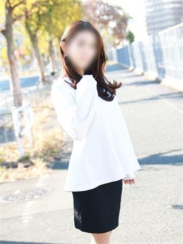 あきな