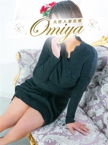 ゆりな (Yurina)