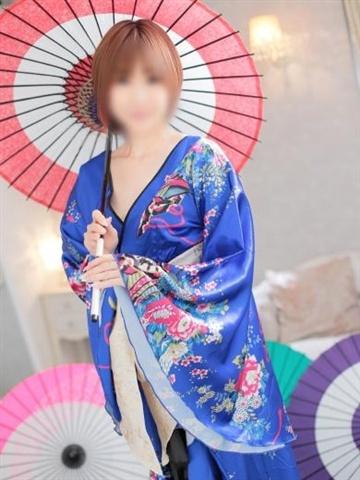 三上ゆりあ